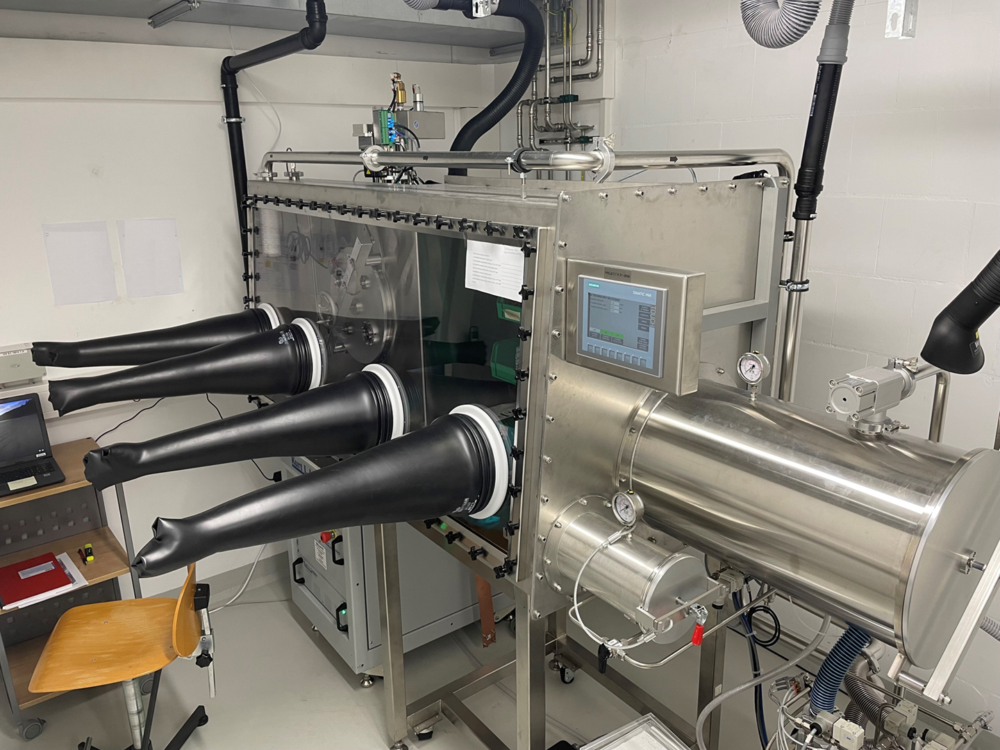 New NANO 36 Evaporation Tool Installed for Perovskite PV Research Lab